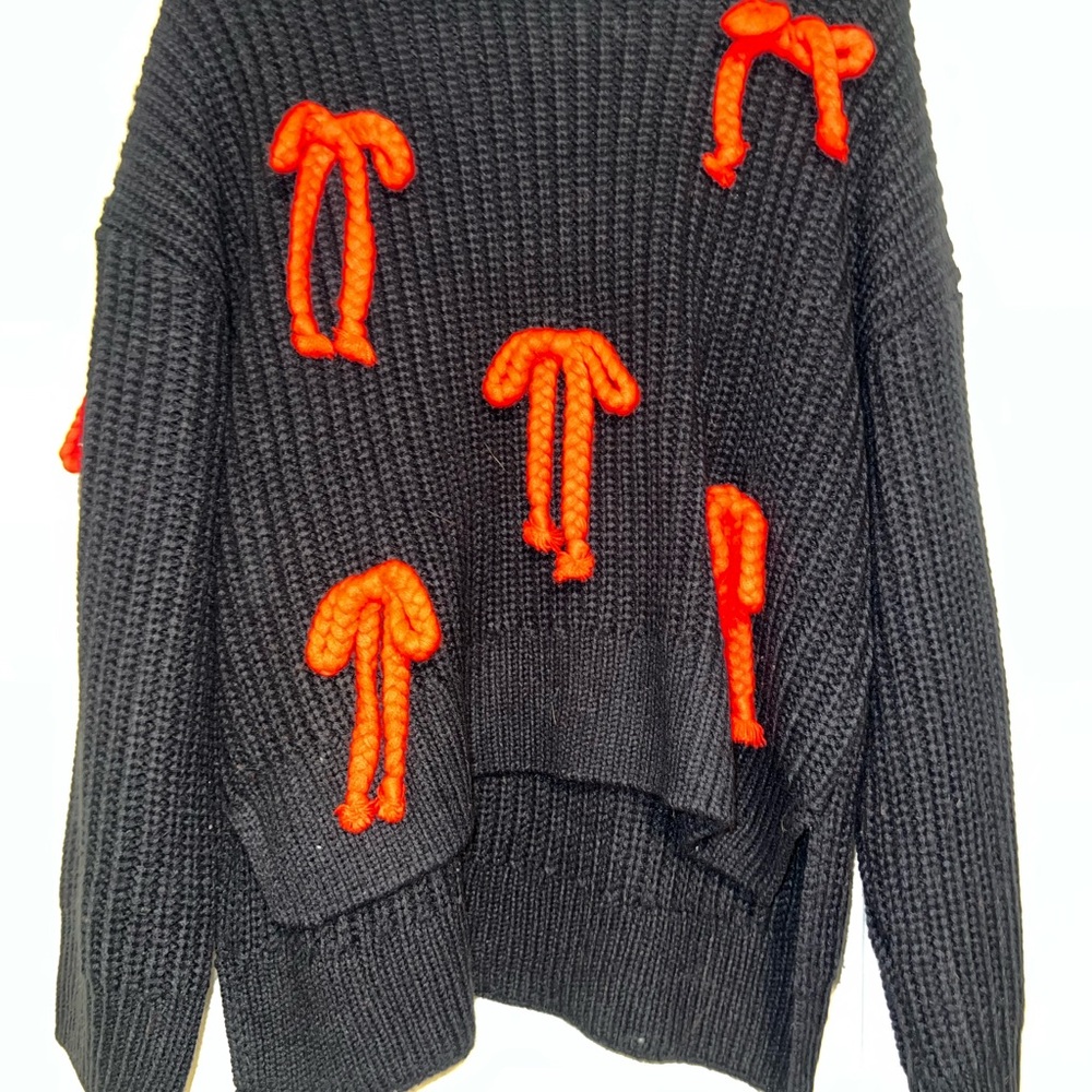 Vici Navy Sweater with Vibrant Red Details Medium